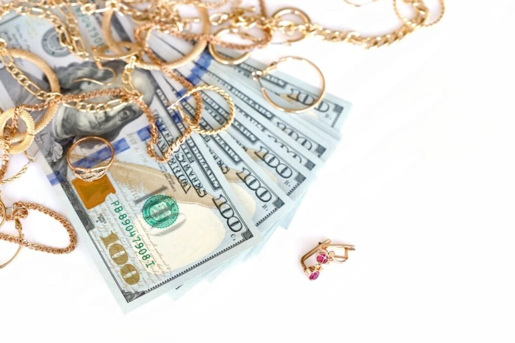 How to Sell Scrap Gold Near Me in Little Rock — What Buyers Actually Look For