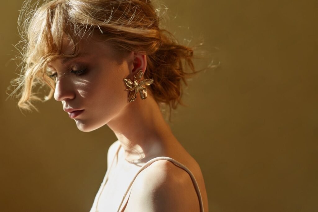 Gold Earrings Guide — Everything You Need to Know Before You Buy or Sell in Little Rock