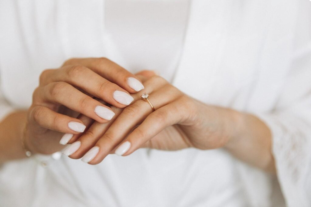 Promise Rings Guide — Everything You Need to Know Before You Buy or Give One